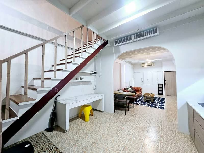 3-BR Townhouse, Bangkok, Bang Chak, Phra Khanong, Bangkok, 3 Bedrooms, 165 sqm, Townhouse For Rent, by Pasupit Ditbanjong, 500300331 - DDproperty.com