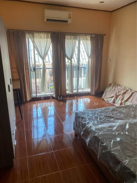 5-BR Townhouse, Bangkok, Bang Khun Sri, Bangkok Noi, Bangkok, 5 Bedrooms, 240 sqm, Townhouse For Sale, by Ramita  Theptham, 500300335 - DDproperty.com