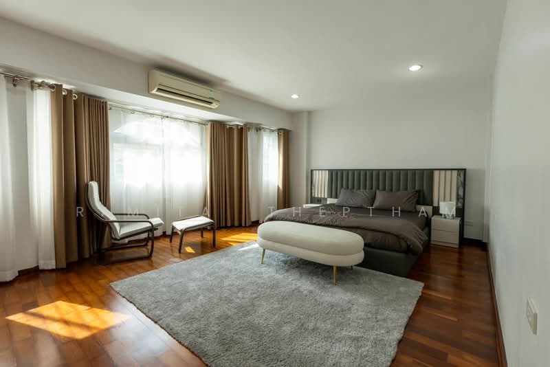 undefined, Bangkok, Chong Nonsi, Yan Nawa, Bangkok, 4 Bedrooms, 320 sqm, Townhouse For Rent, by Ramita Theptham, 500300354 - DDproperty.com