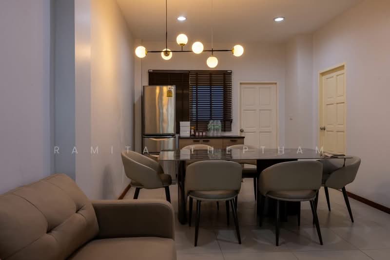 undefined, Bangkok, Chong Nonsi, Yan Nawa, Bangkok, 4 Bedrooms, 320 sqm, Townhouse For Rent, by Ramita Theptham, 500300354 - DDproperty.com