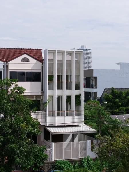 ทาวน์เฮ้าส์ 2-ห้องนอน, กรุงเทพ, บางจาก, พระโขนง, กรุงเทพ, 177 ตร.ม., ทาวน์เฮ้าส์ ขาย, โดย Pasupit Ditbanjong, 500300377 - DDproperty.com