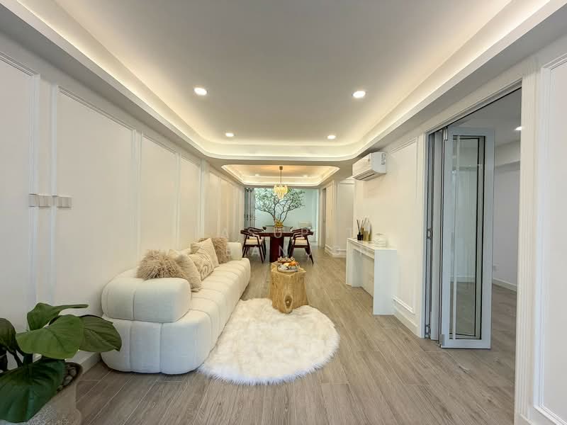 4-BR Townhouse, Bangkok, Khlong Tan Nua, Watthana, Bangkok, 4 Bedrooms, 250 sqm, Townhouse For Sale, by Pasupit Ditbanjong, 500300408 - DDproperty.com