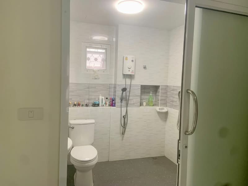 3-BR House, Bangkok, Bang Chak, Phra Khanong, Bangkok, 3 Bedrooms, 132 sqm, Single Detached House For Sale, by Pasupit Ditbanjong, 500300416 - DDproperty.com