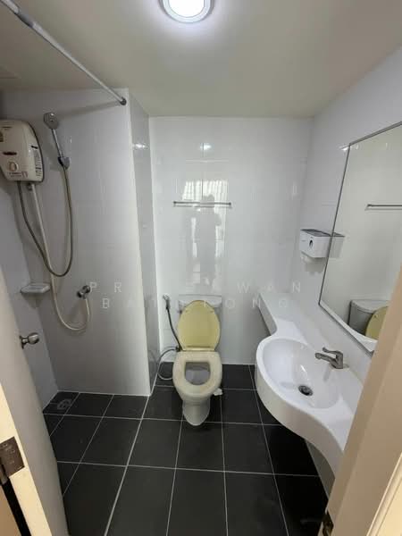 Lumpini Seaview Jomtien, Chon Buri (Pattaya), Jomtien Saisong Road, Nong Pru, Bang Lamung (Pattaya), Chon Buri (Pattaya), 1 Bedroom, 26 sqm, Condo For Sale, by Preedawan Bathtong, 500300448 - DDproperty.com