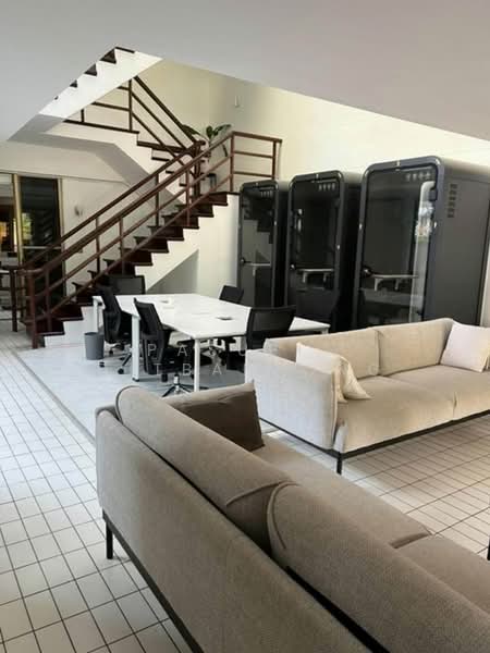 undefined, Bangkok, Khong Tan, Khlong Toei, Bangkok, 3 Bedrooms, 263 sqm, Single Detached House For Rent, by Pasupit Ditbanjong, 500300449 - DDproperty.com