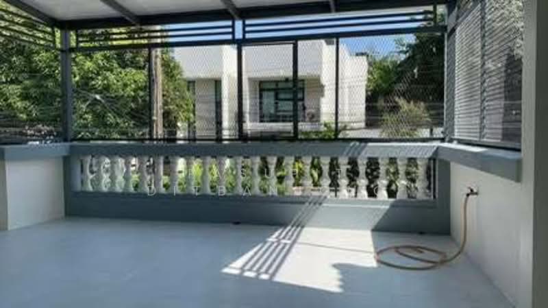 2-BR Townhouse, Bangkok, Bang Chak, Phra Khanong, Bangkok, 2 Bedrooms, 93 sqm, Townhouse For Sale, by Pasupit Ditbanjong, 500300494 - DDproperty.com