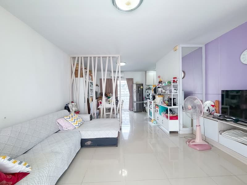 Baan Klang Muang Kaset-Nawamin, Bangkok, Soi Nawamin 70 Yeak 11-2, Khlong Kum, Bueng Kum, Bangkok, 3 Bedrooms, 162 sqm, Townhouse For Sale, by คุณรุ่งนภา ศาสนะ (ออย), 500300496 - DDproperty.com