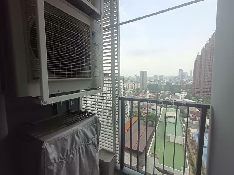 The Saint Residences Ladprao, Bangkok, 588 Vibhavadi-Rangsit Road, Jom Phon, Chatuchak, Bangkok, 1 Bedroom, 30 sqm, Condo For Rent, by Achaya Nithipanyawong, 500300499 - DDproperty.com