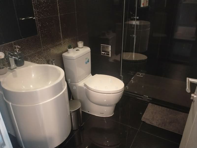 Rhythm Sukhumvit 36-38, Bangkok, 55 Soi Sukhumvit 36, Sukhumvit Road, Phra Kanong, Khlong Toei, Bangkok, 2 Bedrooms, 56 sqm, Condo For Rent, by ศรินทร์ลดา ชลพฤกษา, 500300500 - DDproperty.com
