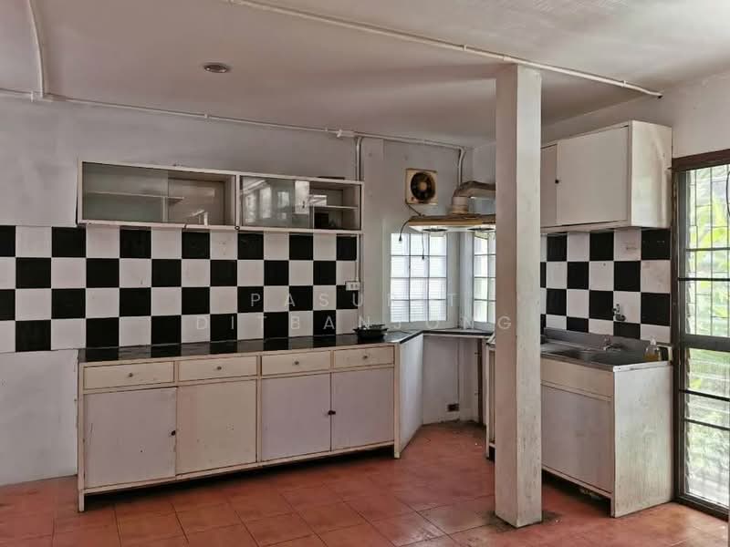 undefined, Bangkok, Samsen Nok, Huai Khwang, Bangkok, 3 Bedrooms, 300 sqm, Single Detached House For Rent, by Pasupit Ditbanjong, 500300508 - DDproperty.com