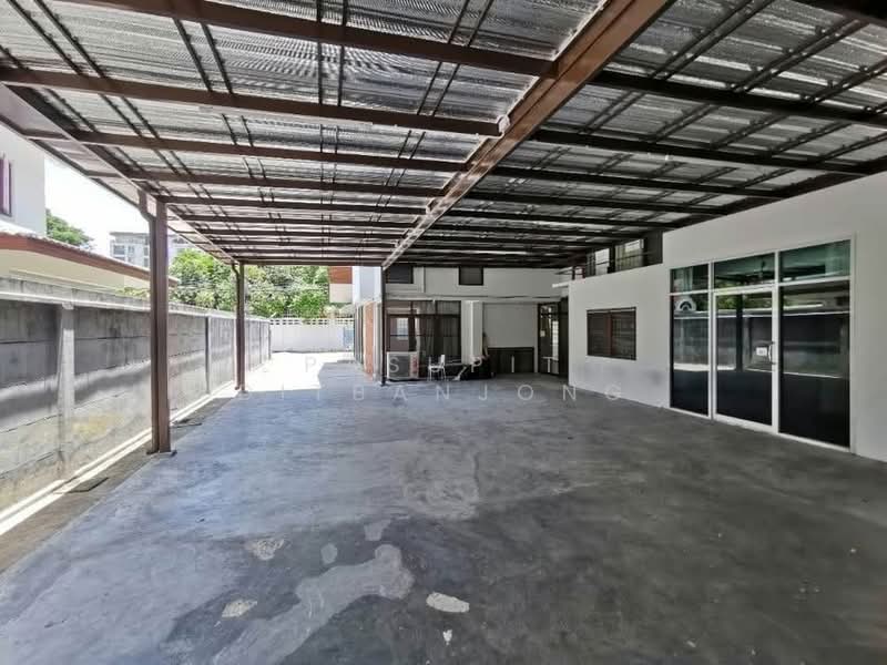 undefined, Bangkok, Samsen Nok, Huai Khwang, Bangkok, 3 Bedrooms, 300 sqm, Single Detached House For Rent, by Pasupit Ditbanjong, 500300508 - DDproperty.com