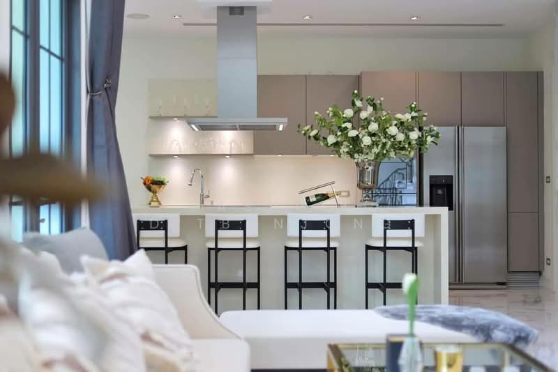 4-BR Townhouse, Bangkok, Khlong Tan Nua, Watthana, Bangkok, 4 Bedrooms, 500 sqm, Townhouse For Sale, by Pasupit Ditbanjong, 500300526 - DDproperty.com