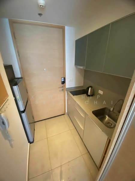 The Lofts Ekkamai, Bangkok, 1415 Sukhumvit Road, Phra Kanong Nua, Watthana, Bangkok, Studio, 28 sqm, Condo For Rent, by Kawinthip Wisesdenchai, 500300530 - DDproperty.com