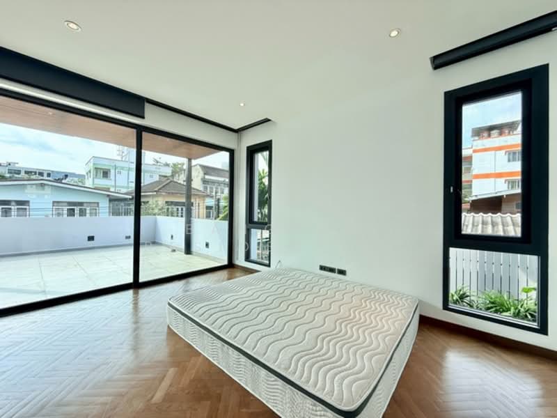 Detached House, Bangkok, Khlong Tan Nua, Watthana, Bangkok, 4 Bedrooms, 450 sqm, Villa For Rent, by Bangkok Residential, 500300532 - DDproperty.com