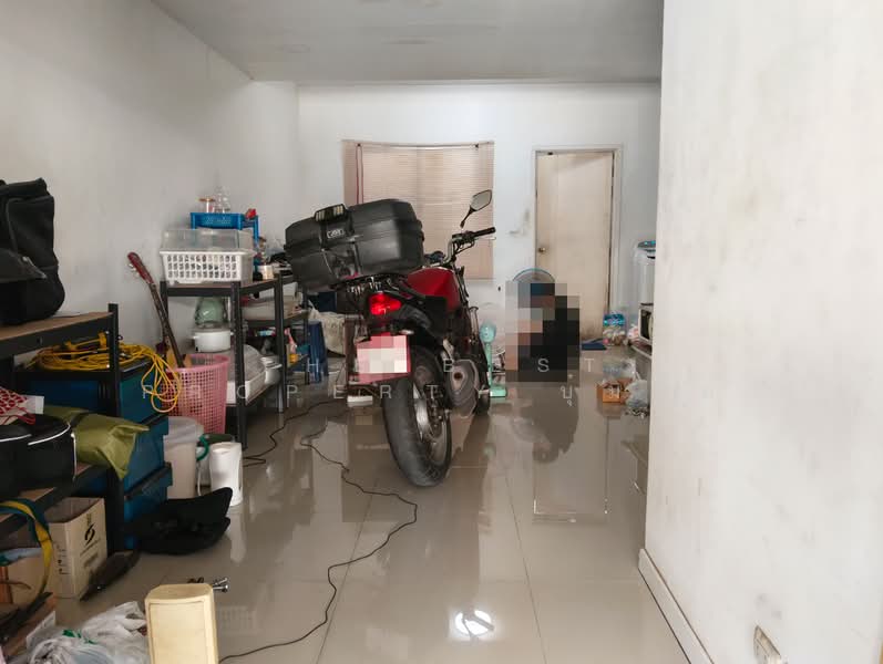 Baan Pruksa 105 Chalong Krung-Ladkrabang : บ้านพฤกษา 105 ฉลองกรุง-ลาดกระบัง, กรุงเทพ, ถนนทับยาว, ทับยาว, ลาดกระบัง, กรุงเทพ, 100 ตร.ม., ทาวน์เฮ้าส์ ขาย, โดย The Best Property บุ๋มบิ๋ม, 500300533 - DDproperty.com