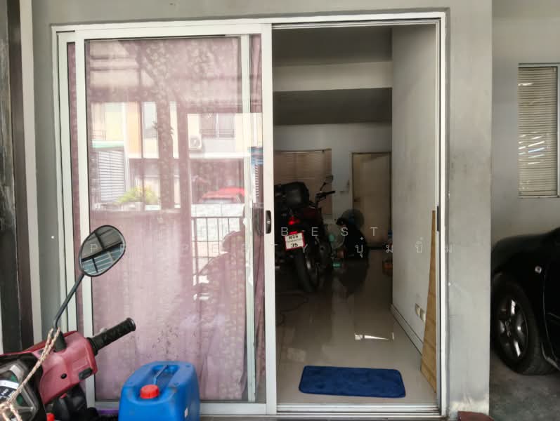 Baan Pruksa 105 Chalong Krung-Ladkrabang : บ้านพฤกษา 105 ฉลองกรุง-ลาดกระบัง, กรุงเทพ, ถนนทับยาว, ทับยาว, ลาดกระบัง, กรุงเทพ, 100 ตร.ม., ทาวน์เฮ้าส์ ขาย, โดย The Best Property บุ๋มบิ๋ม, 500300533 - DDproperty.com
