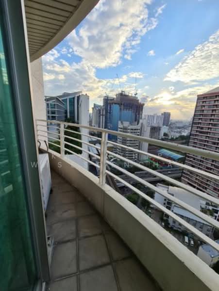 Noble House Phayathai, Bangkok, 35 Phayathai Road, Thanon Phaya Thai, Ratchathewi, Bangkok, 2 Bedrooms, 70 sqm, Condo For Rent, by Kawinthip Wisesdenchai, 500300560 - DDproperty.com