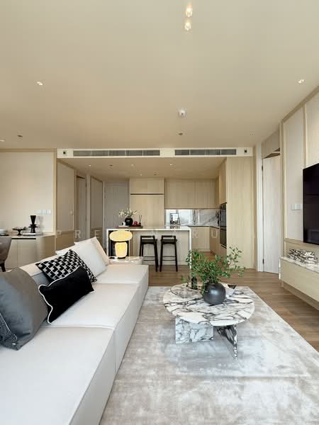 Noble Form Thonglor, Bangkok, Sukhumvit 55, Khlong Tan Nua, Watthana, Bangkok, 3 Bedrooms, 152 sqm, Condo For Sale, by Prem Narula, 500300582 - DDproperty.com