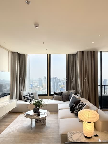 Noble Form Thonglor, Bangkok, Sukhumvit 55, Khlong Tan Nua, Watthana, Bangkok, 3 Bedrooms, 152 sqm, Condo For Sale, by Prem Narula, 500300582 - DDproperty.com