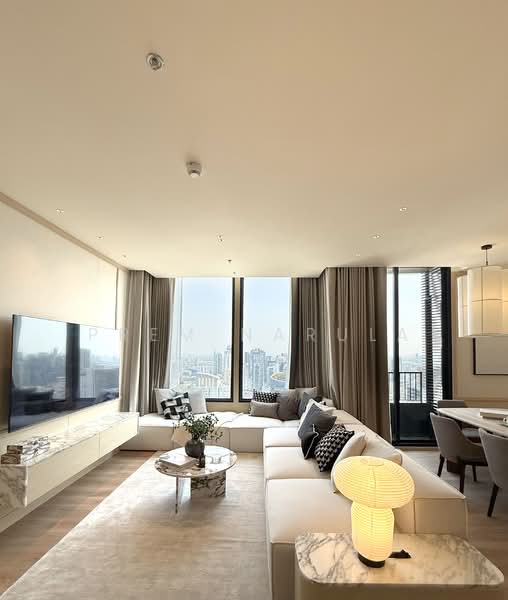 Noble Form Thonglor, Bangkok, Sukhumvit 55, Khlong Tan Nua, Watthana, Bangkok, 3 Bedrooms, 152 sqm, Condo For Sale, by Prem Narula, 500300582 - DDproperty.com