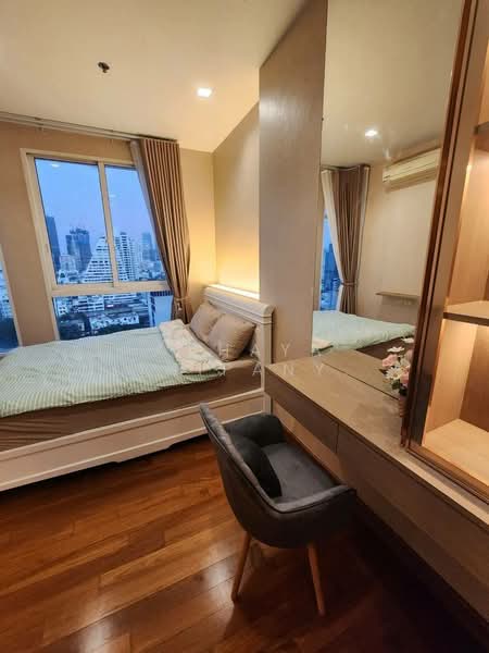Ivy Sathorn 10 : ไอวี่ สาทร 10, กรุงเทพ, 88 ซอยสาทร 12 ถนนสาทร, สีลม, บางรัก, กรุงเทพ, 40 ตร.ม., คอนโด ให้เช่า, โดย Achaya Nithipanyawong, 500300609 - DDproperty.com