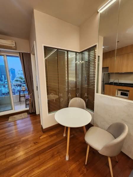 Ivy Sathorn 10 : ไอวี่ สาทร 10, กรุงเทพ, 88 ซอยสาทร 12 ถนนสาทร, สีลม, บางรัก, กรุงเทพ, 40 ตร.ม., คอนโด ให้เช่า, โดย Achaya Nithipanyawong, 500300609 - DDproperty.com
