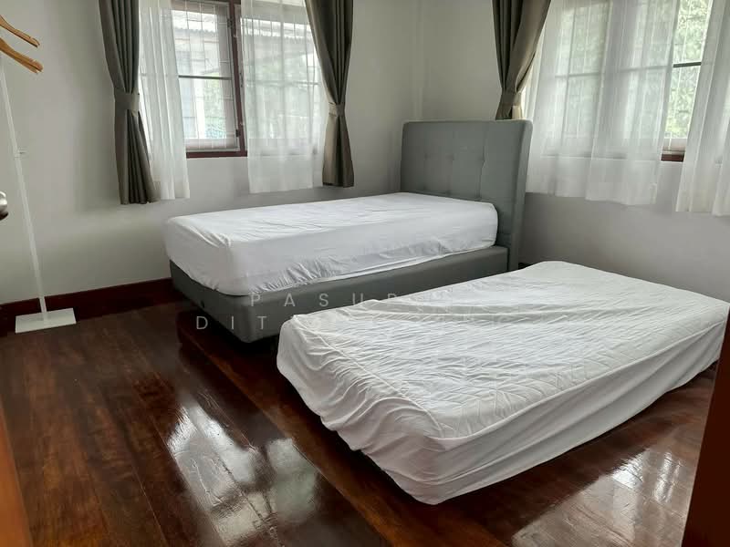 4-BR House, Bangkok, Bang Chak, Phra Khanong, Bangkok, 4 Bedrooms, 220 sqm, Single Detached House For Rent, by Pasupit Ditbanjong, 500300612 - DDproperty.com