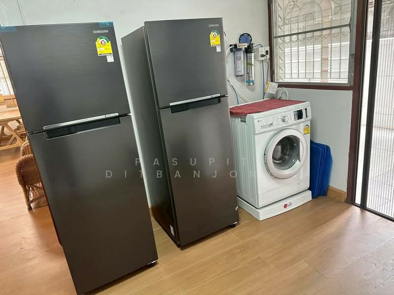 4-BR House, Bangkok, Bang Chak, Phra Khanong, Bangkok, 4 Bedrooms, 220 sqm, Single Detached House For Rent, by Pasupit Ditbanjong, 500300612 - DDproperty.com