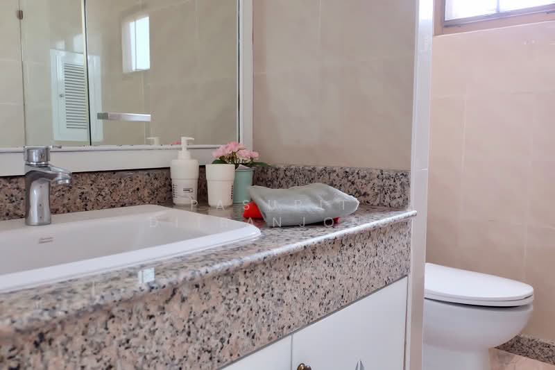 5-BR Townhouse, Bangkok, Yan Nawa, Sathon, Bangkok, 5 Bedrooms, 480 sqm, Townhouse For Rent, by Pasupit Ditbanjong, 500300623 - DDproperty.com