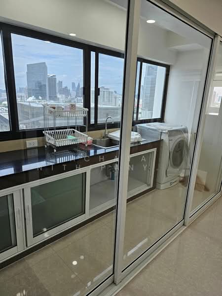 ITF Silom Palace, Bangkok, 160 Soi Naradhiwas Rajanagarindra 1, Suriyawong, Bang Rak, Bangkok, 1 Bedroom, 61 sqm, Condo For Rent, by Achaya Nithipanyawong, 500300634 - DDproperty.com