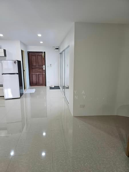 ITF Silom Palace : ไอทีเอฟ สีลม พาเลส, กรุงเทพ, 160 ซอย นราธิวาสราชนครินทร์ 1, สุริยวงศ์, บางรัก, กรุงเทพ, 61 ตร.ม., คอนโด ให้เช่า, โดย Achaya Nithipanyawong, 500300634 - DDproperty.com