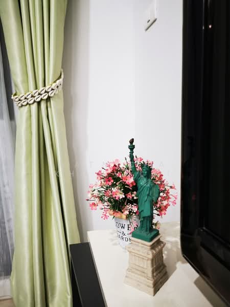 The Niche Pride Thonglor-Phetchaburi, Bangkok, New Petchaburi Road, Bang Kapi, Huai Khwang, Bangkok, 1 Bedroom, 36 sqm, Condo For Rent, by Natnicha Khamvilai, 500300648 - DDproperty.com