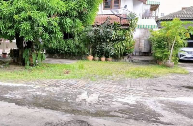 10-BR House, Bangkok, Tanon Nakorn Chaisri, Dusit, Bangkok, 10+ Bedrooms, 500 sqm, Single Detached House For Sale, by Pasupit Ditbanjong, 500300698 - DDproperty.com