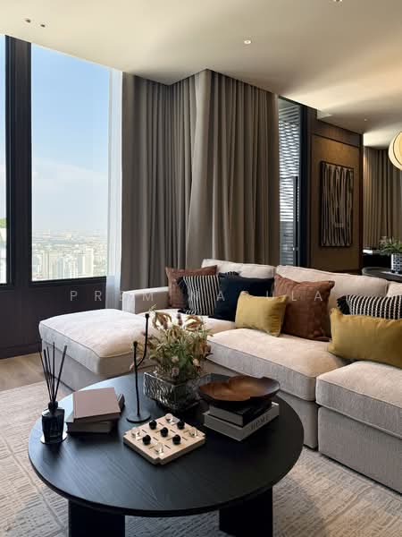 Noble Form Thonglor, Bangkok, Sukhumvit 55, Khlong Tan Nua, Watthana, Bangkok, 3 Bedrooms, 161 sqm, Condo For Sale, by Prem Narula, 500300705 - DDproperty.com