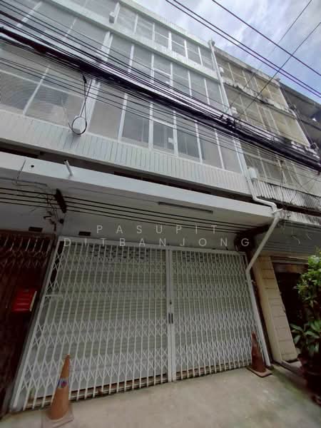 5-BR Townhouse, Bangkok, Samsen Nai, Phaya Thai, Bangkok, 5 Bedrooms, 400 sqm, Townhouse For Rent, by Pasupit Ditbanjong, 500300709 - DDproperty.com