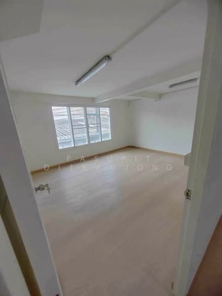 5-BR Townhouse, Bangkok, Samsen Nai, Phaya Thai, Bangkok, 5 Bedrooms, 400 sqm, Townhouse For Rent, by Pasupit Ditbanjong, 500300709 - DDproperty.com