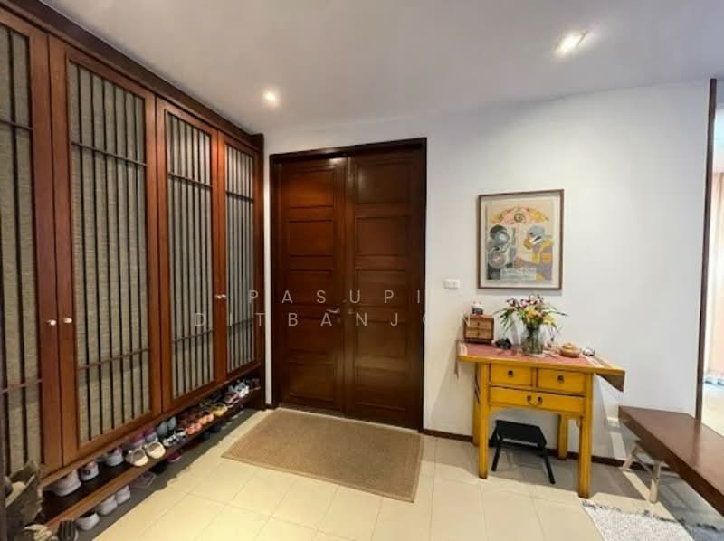 undefined, Bangkok, Khlong Tan Nua, Watthana, Bangkok, 5 Bedrooms, 380 sqm, Single Detached House For Rent, by Pasupit Ditbanjong, 500300720 - DDproperty.com