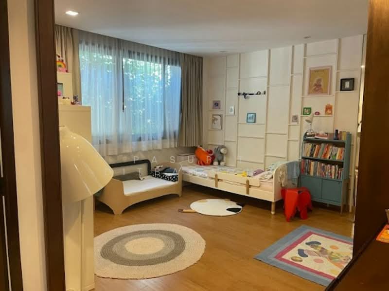 undefined, Bangkok, Khlong Tan Nua, Watthana, Bangkok, 5 Bedrooms, 380 sqm, Single Detached House For Rent, by Pasupit Ditbanjong, 500300720 - DDproperty.com
