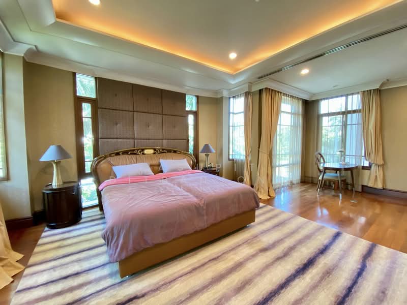 Baan Sansiri Sukhumvit 67 : บ้านแสนสิริ สุขุมวิท 67, กรุงเทพ, 32 ซอย สุขุมวิท 67, พระโขนงเหนือ, วัฒนา, กรุงเทพ, 560 ตร.ม., บ้านเดี่ยว ขาย, โดย Pasupit Ditbanjong, 500300728 - DDproperty.com
