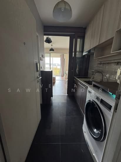 A Space Me Sukhumvit 77 : เอ สเปซ มี สุขุมวิท 77, กรุงเทพ