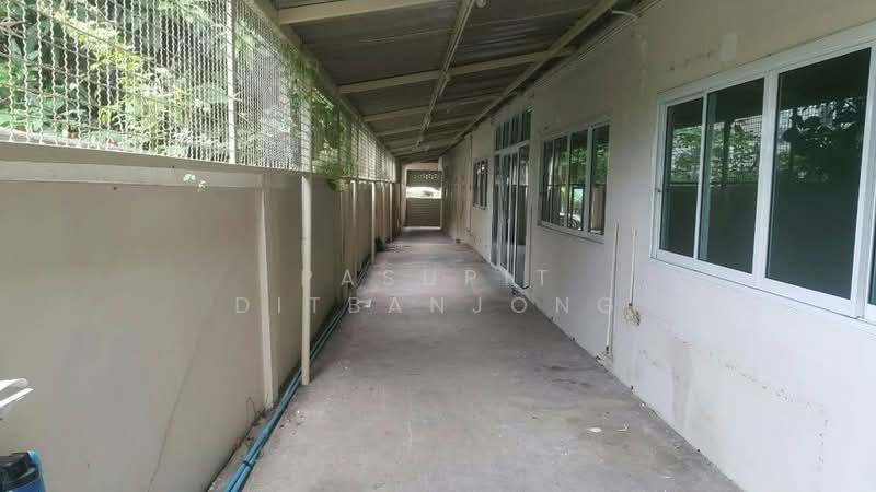undefined, Bangkok, Praborommaharatchawang, Phra Nakhon, Bangkok, 2 Bedrooms, 800 sqm, Townhouse For Rent, by Pasupit Ditbanjong, 500300739 - DDproperty.com
