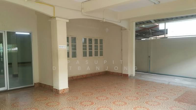 undefined, Bangkok, Praborommaharatchawang, Phra Nakhon, Bangkok, 2 Bedrooms, 800 sqm, Townhouse For Sale, by Pasupit Ditbanjong, 500300745 - DDproperty.com