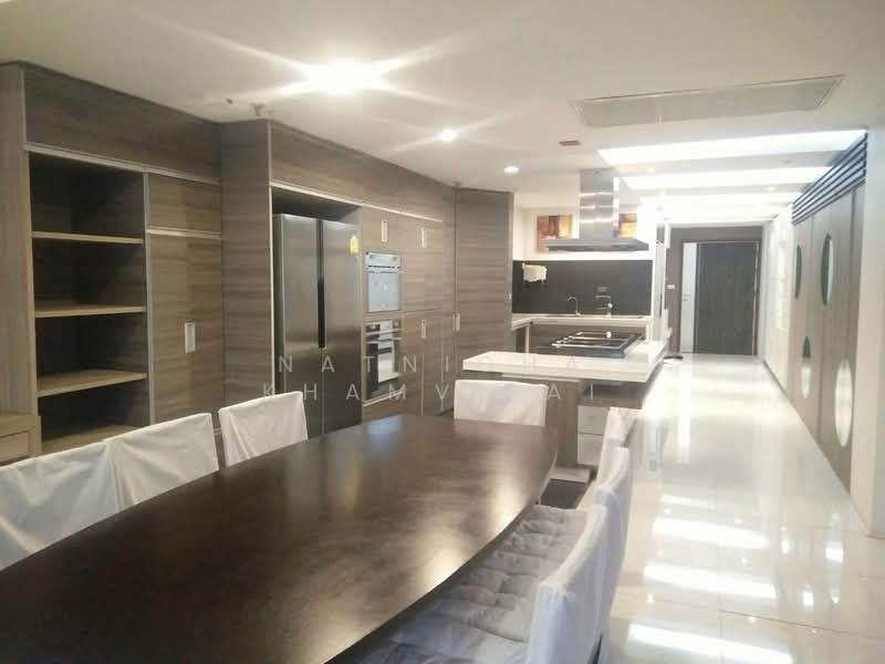 Las Colinas, Bangkok, Sukhumvit 21 Road, Khlongtoei Nua, Watthana, Bangkok, 1 Bedroom, 141 sqm, Condo For Sale, by Natnicha Khamvilai, 500300789 - DDproperty.com