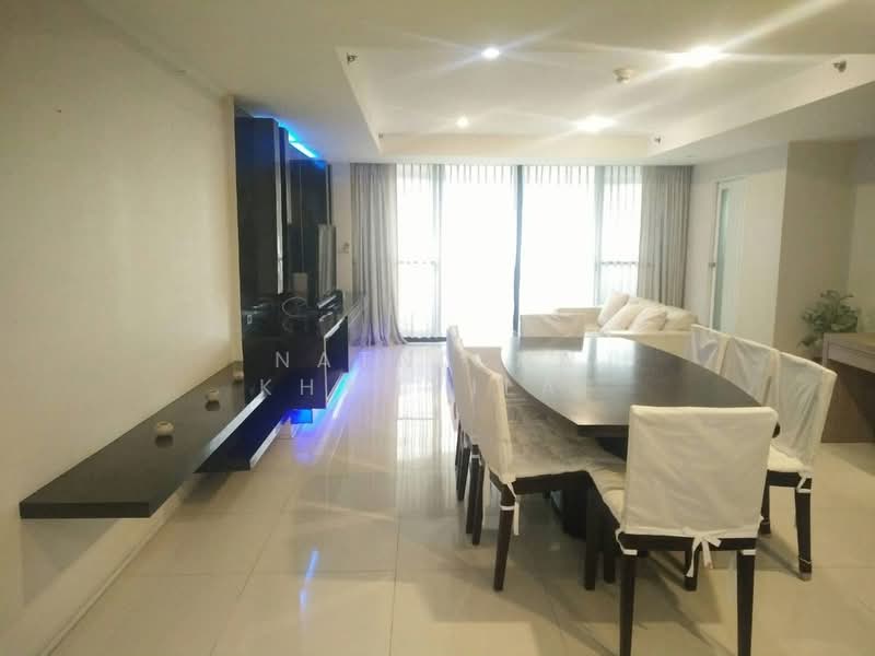 Las Colinas, Bangkok, Sukhumvit 21 Road, Khlongtoei Nua, Watthana, Bangkok, 1 Bedroom, 141 sqm, Condo For Sale, by Natnicha Khamvilai, 500300789 - DDproperty.com