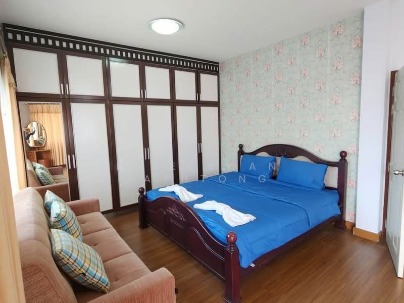 4-BR House, Chon Buri (Pattaya), Nong Pru, Bang Lamung (Pattaya), Chon Buri (Pattaya), 4 Bedrooms, 304 sqm, Single Detached House For Sale, by Preedawan Bathtong, 500300792 - DDproperty.com