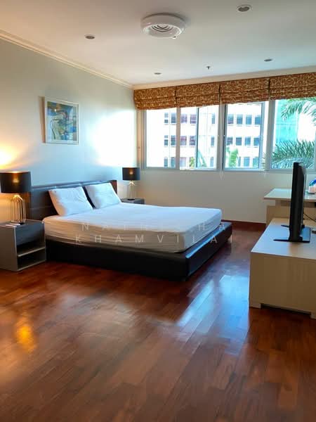 The Star Estate @ Narathiwas, Bangkok, 188 Naradhiwas Rajanagarindra Rd, Chong Nonsi, Yan Nawa, Bangkok, 2 Bedrooms, 111 sqm, Condo For Sale, by Natnicha Khamvilai, 500300801 - DDproperty.com