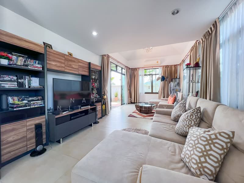 Pool Villa บางเสร่ ฝั่งทะเล บ้านหลังมุม, ชลบุรี, บางเสร่, สัตหีบ, ชลบุรี, 200 ตร.ม., บ้านเดี่ยว ให้เช่า, โดย Naphaphat Nitipakpinyo, 500300806 - DDproperty.com