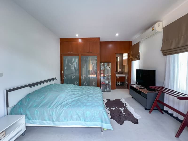 Pool Villa บางเสร่ ฝั่งทะเล บ้านหลังมุม, ชลบุรี, บางเสร่, สัตหีบ, ชลบุรี, 200 ตร.ม., บ้านเดี่ยว ให้เช่า, โดย Naphaphat Nitipakpinyo, 500300806 - DDproperty.com