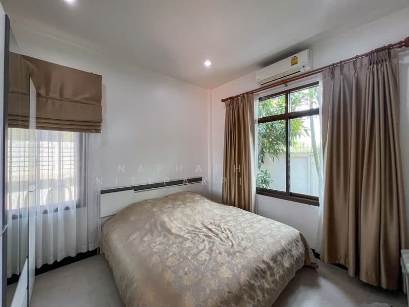 Pool Villa Corner Plot for Rent, Beachside Bang Saray, Chon Buri (Pattaya), Bang Sa-re, Sattahip, Chon Buri (Pattaya), 3 Bedrooms, 200 sqm, Single Detached House For Rent, by Naphaphat Nitipakpinyo, 500300806 - DDproperty.com