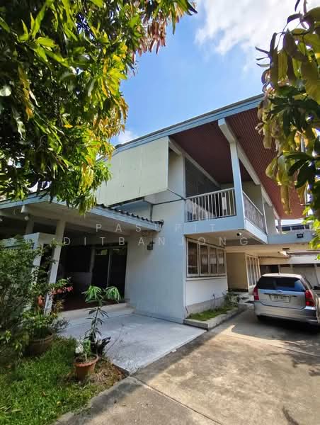 3-BR House, Bangkok, Samsen Nai, Phaya Thai, Bangkok, 3 Bedrooms, 263 sqm, Single Detached House For Sale, by Pasupit Ditbanjong, 500300855 - DDproperty.com